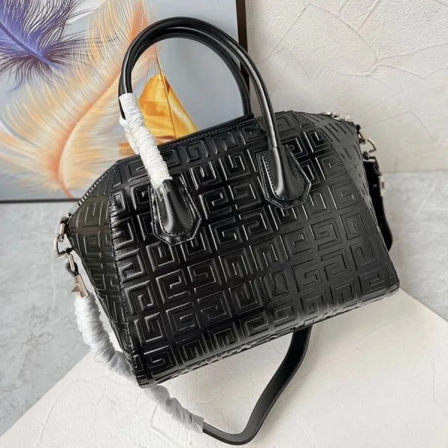 کیف های جیوانچی