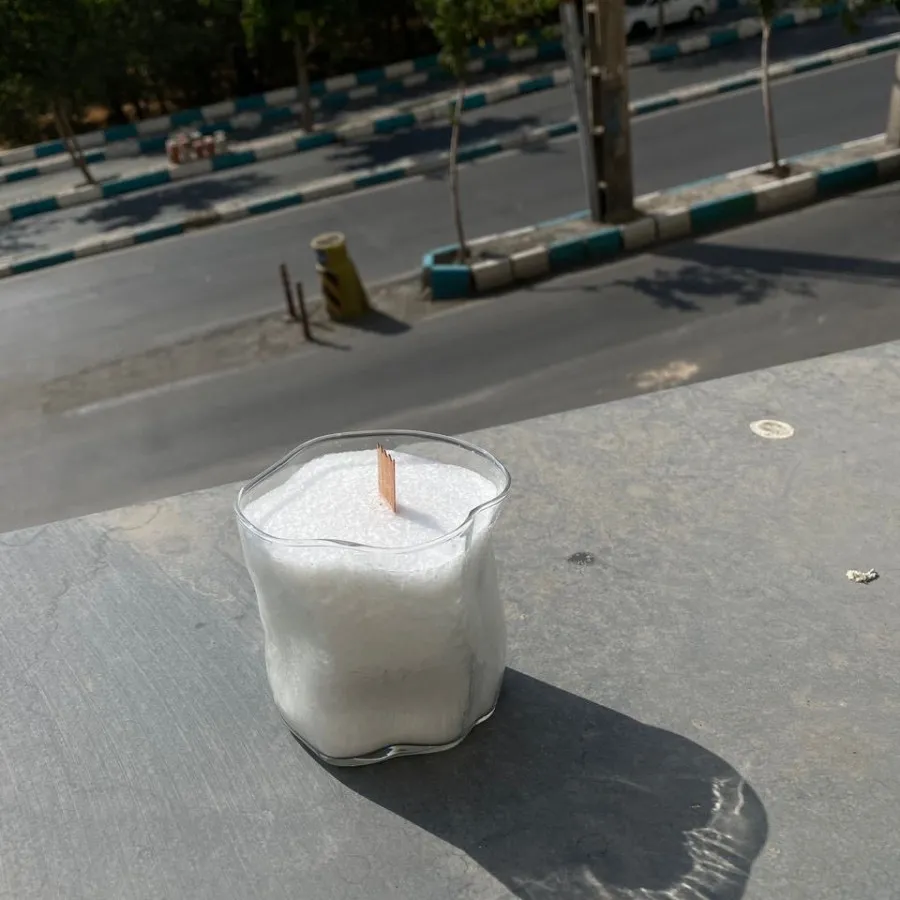 سنگ مصنوعی و شمع