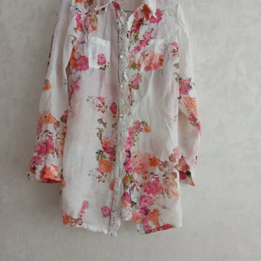 بلوز وشومیز وتاپ