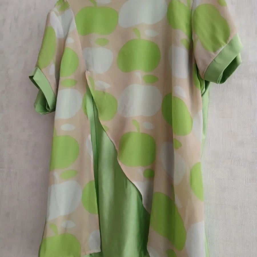 بلوز وشومیز وتاپ