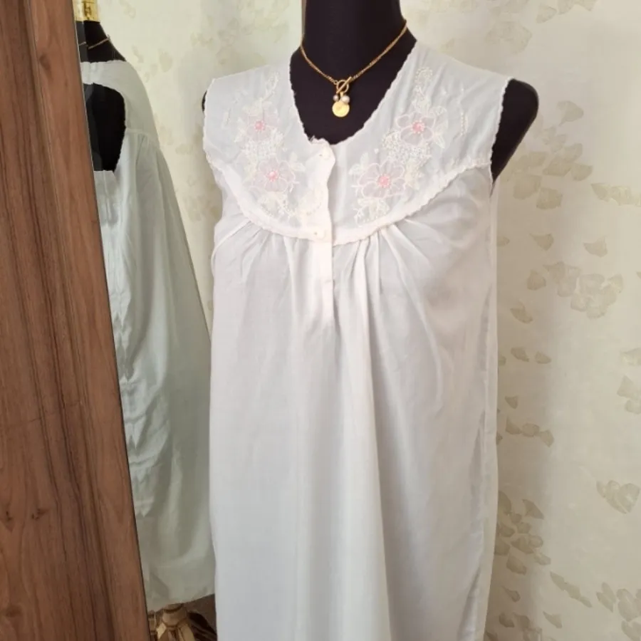 ست سارافن و رویی مرواریدی