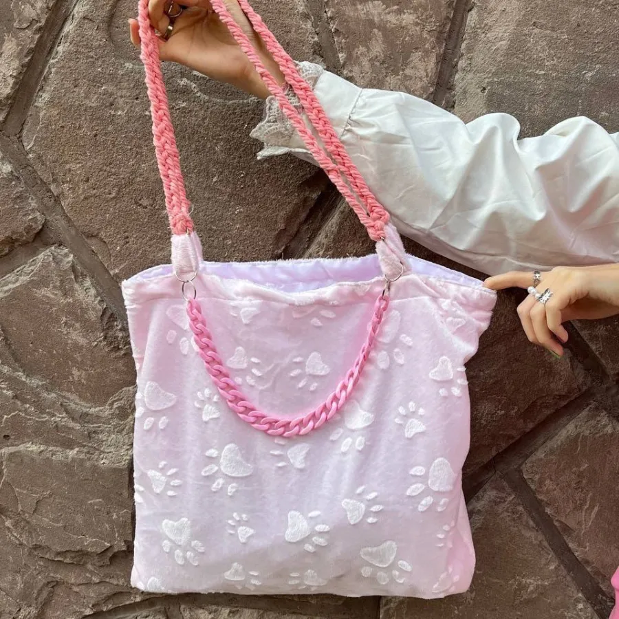 توتبگ پنجه‌ای صورتی زنجیز