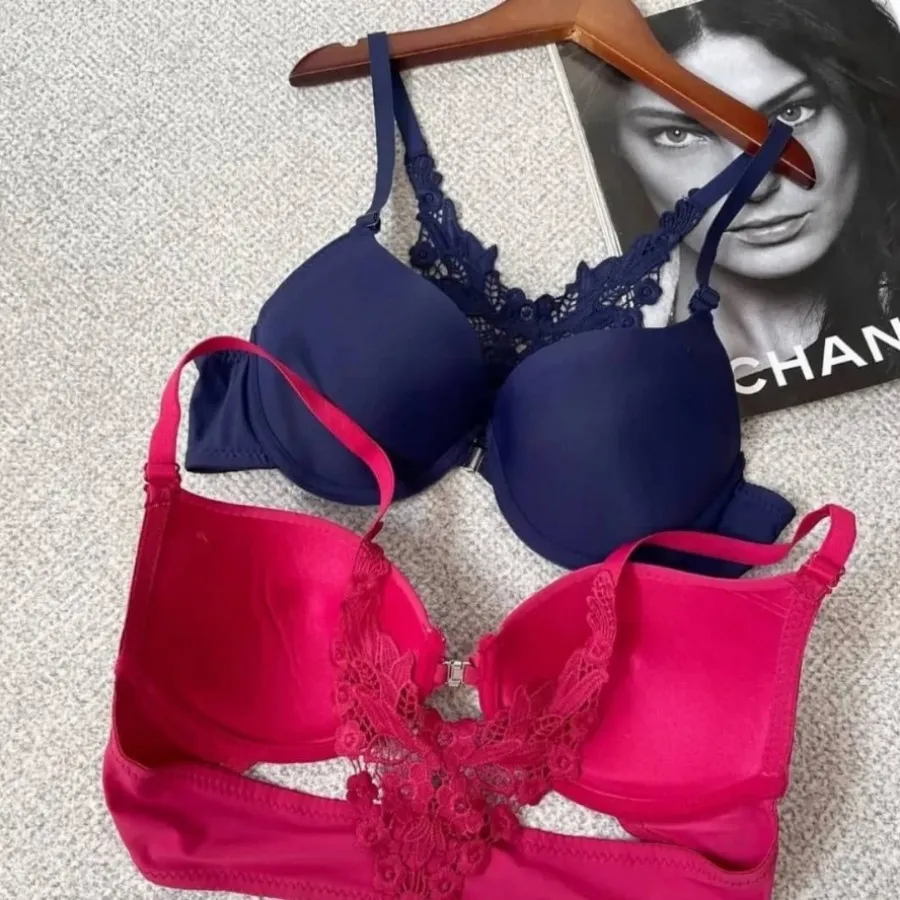 سوتین اسفنجی جلوبازشو