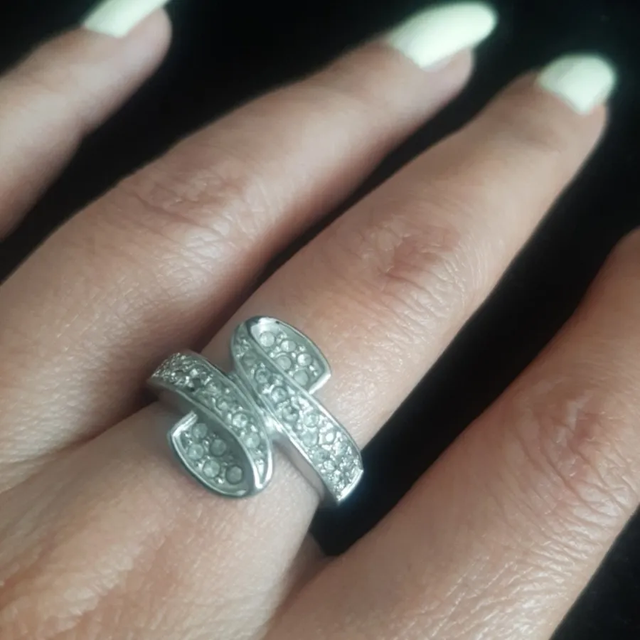 انگشتر دخترانه و زنانه