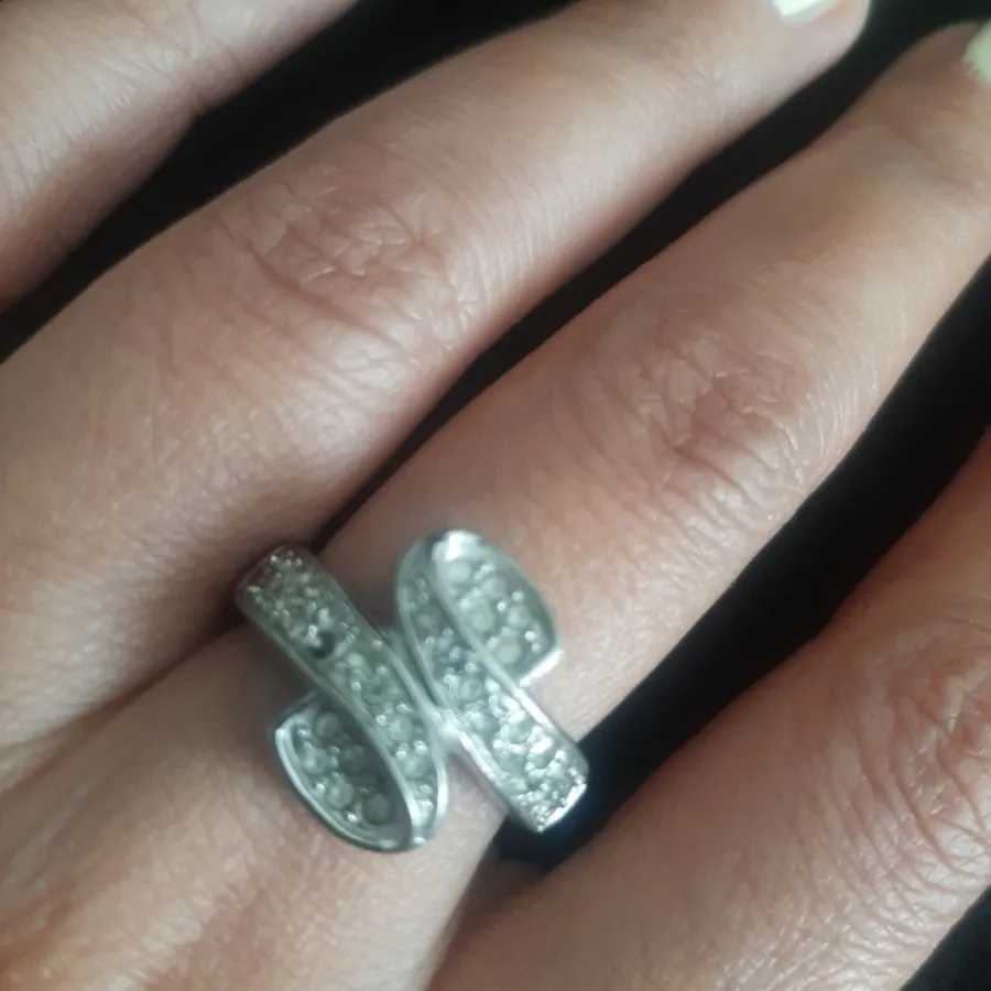 انگشتر دخترانه و زنانه