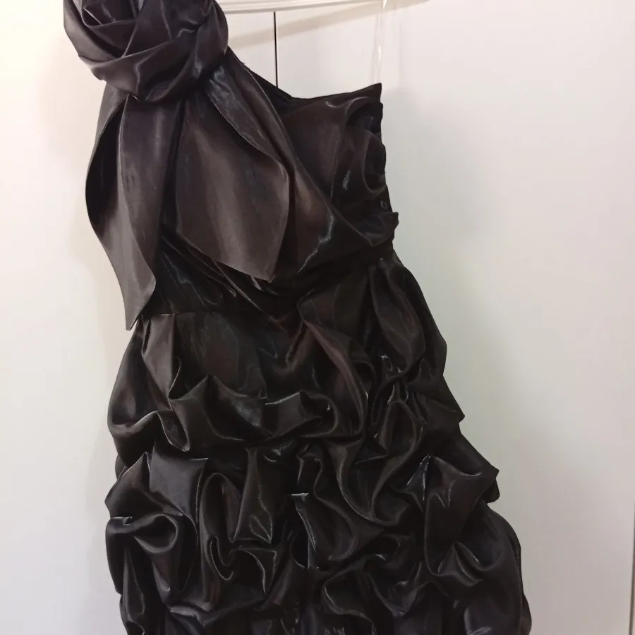 لباس مجلسی عروسکی