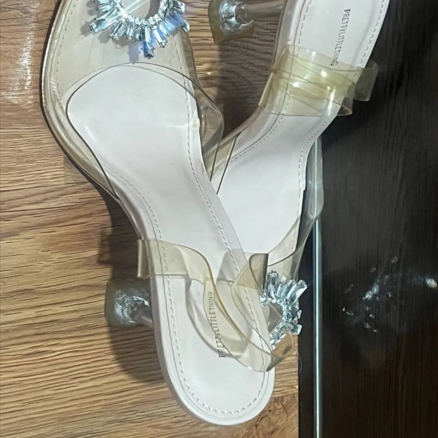 کفش برند pretty little th