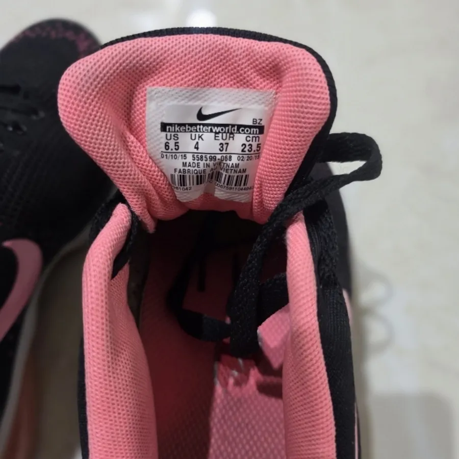 کفش اسپرت نایک