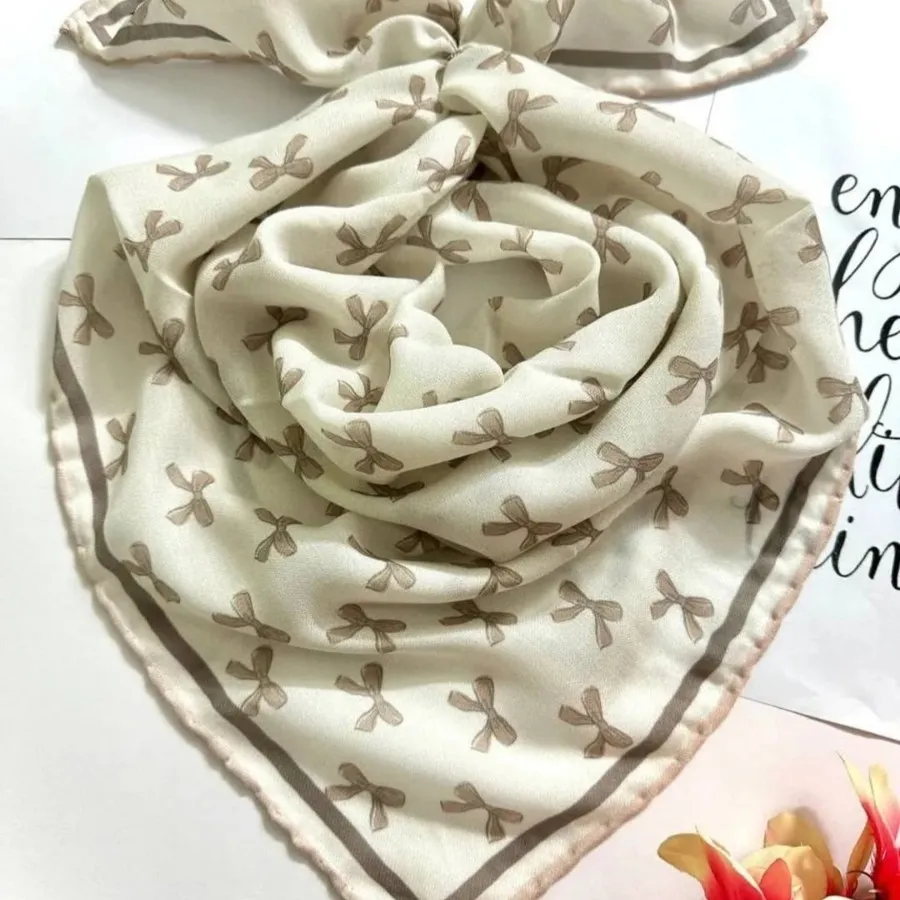 مینی اسکارف نخی پاپیون