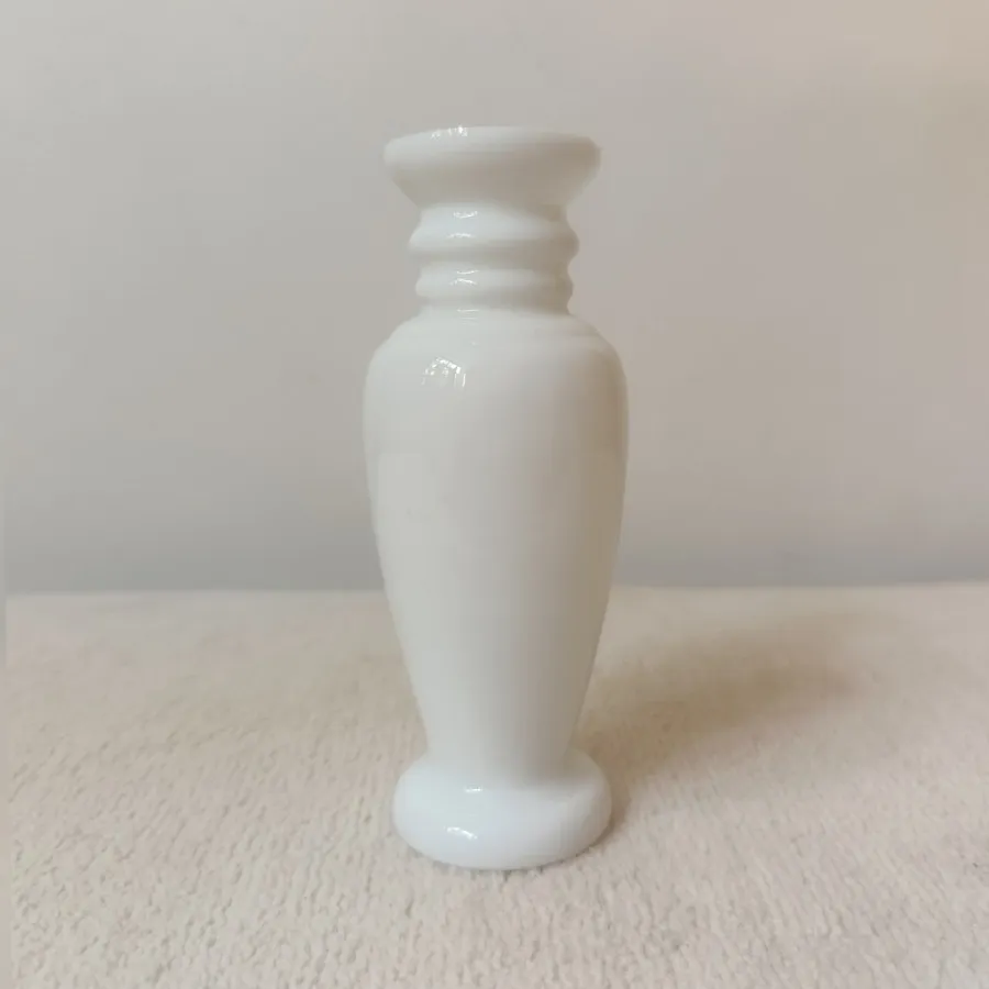 گلدان اوپالین