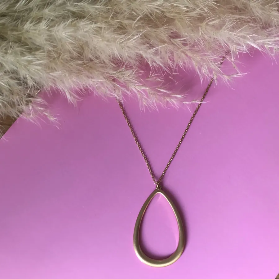 گردنبند اشکی?