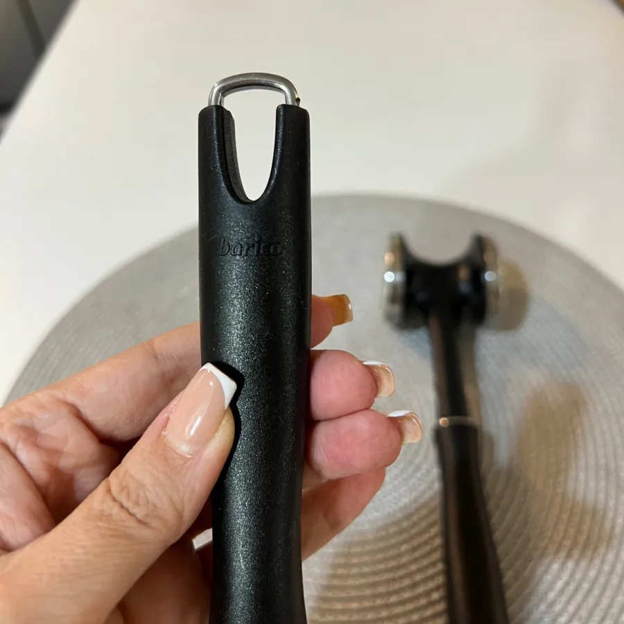 پوست کن و بیفتک کوبbarico