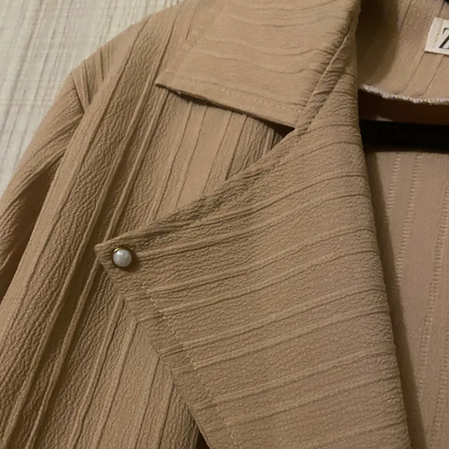 کراپ کرم رنگ