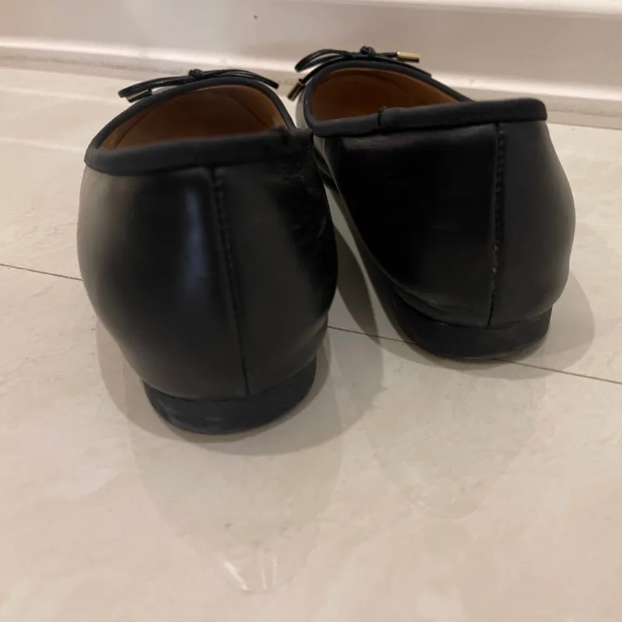 کفش چرم نفیس