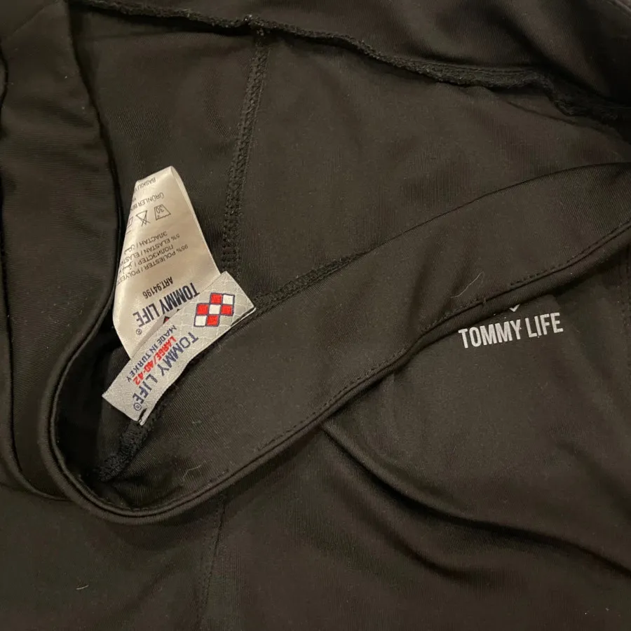 لگ ورزشی ترک مارک تامی