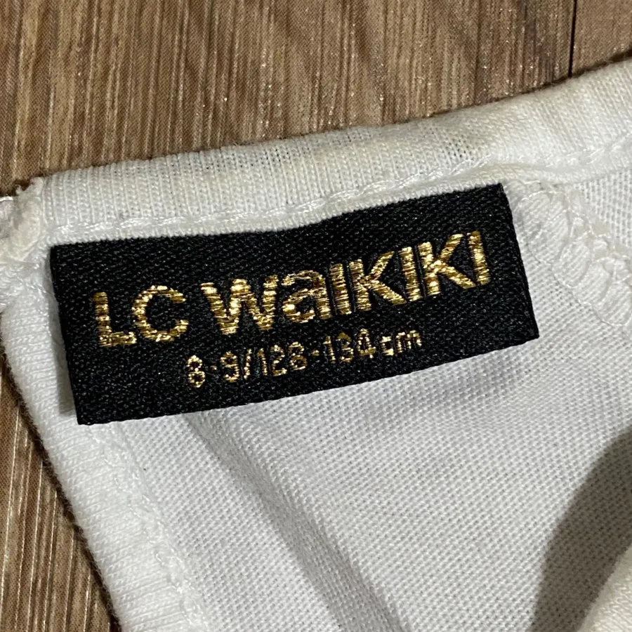 پیراهن تک شاخ