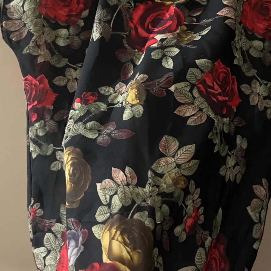 تیشرت مجلسی گلدار