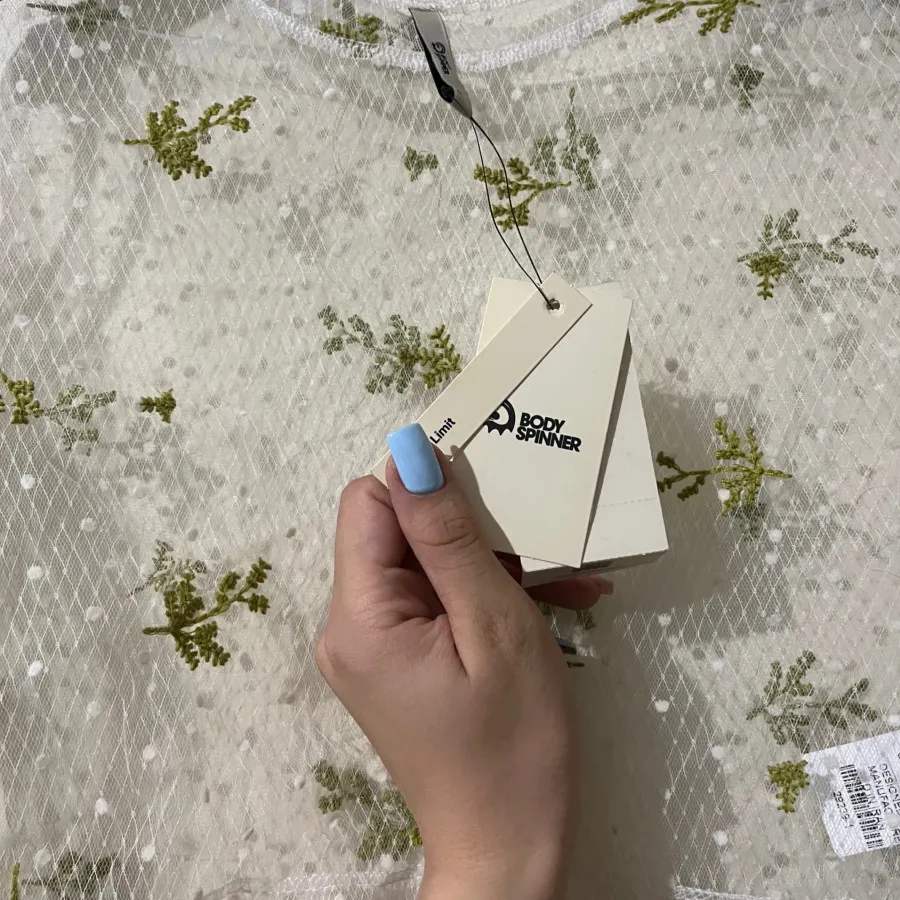 نیم تنه توری