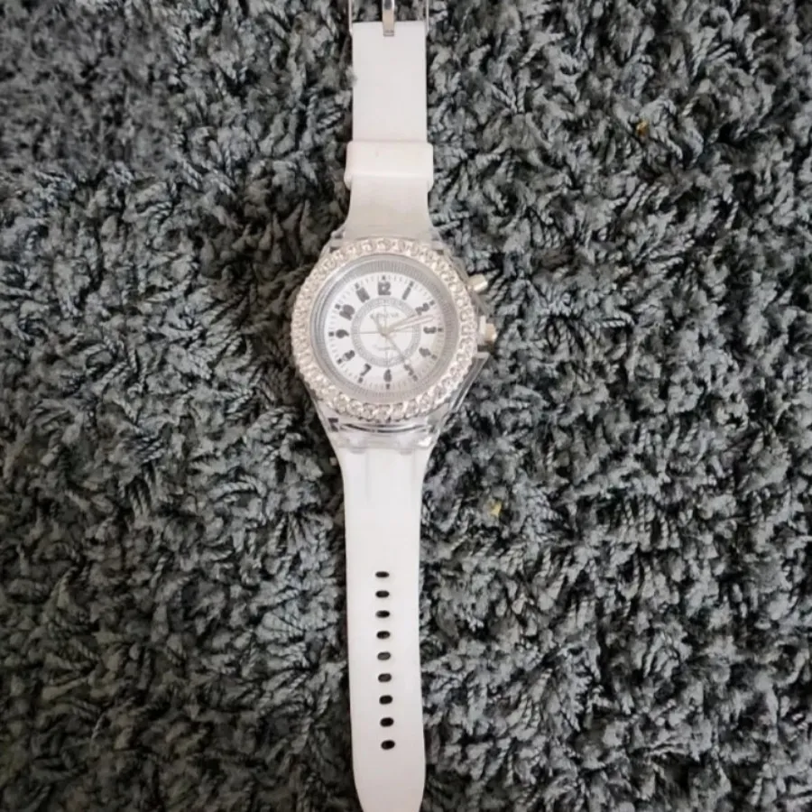 ساعتLEDشب نما