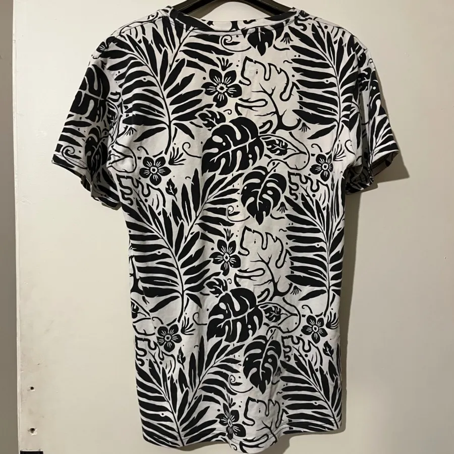 تی شرت نخی گرم بالا