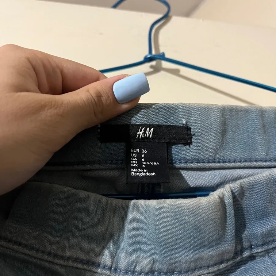 شلوار جین اچ ان ام