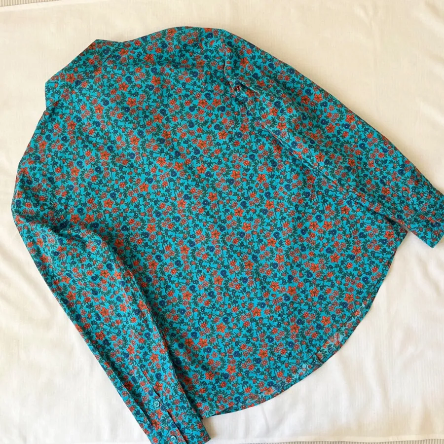 شومیز ایتالیایی بنتون