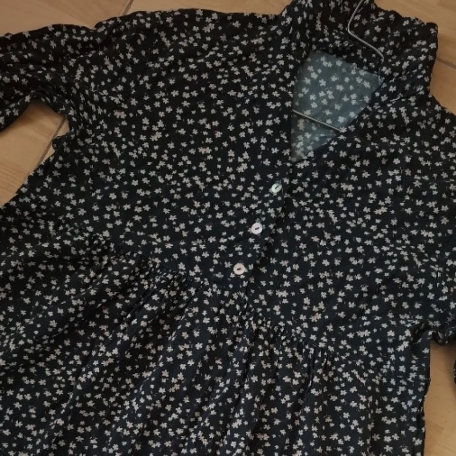 پیراهن گل گلی