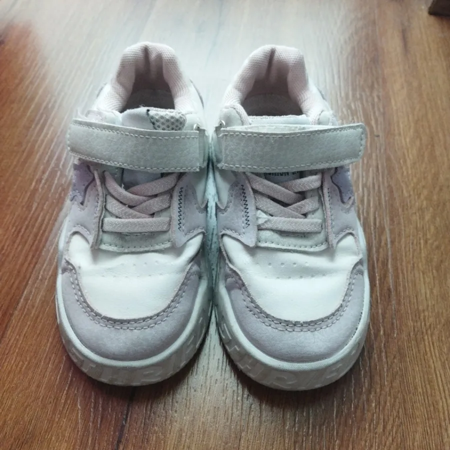 کفش دخترونه