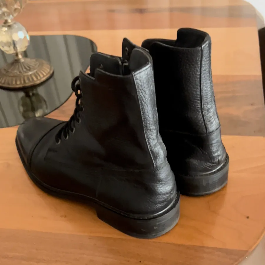 نیم بوت chرم