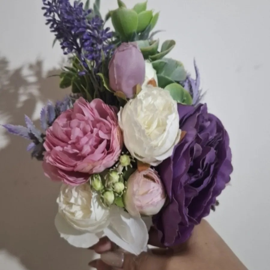 دسته گل ساقدوش