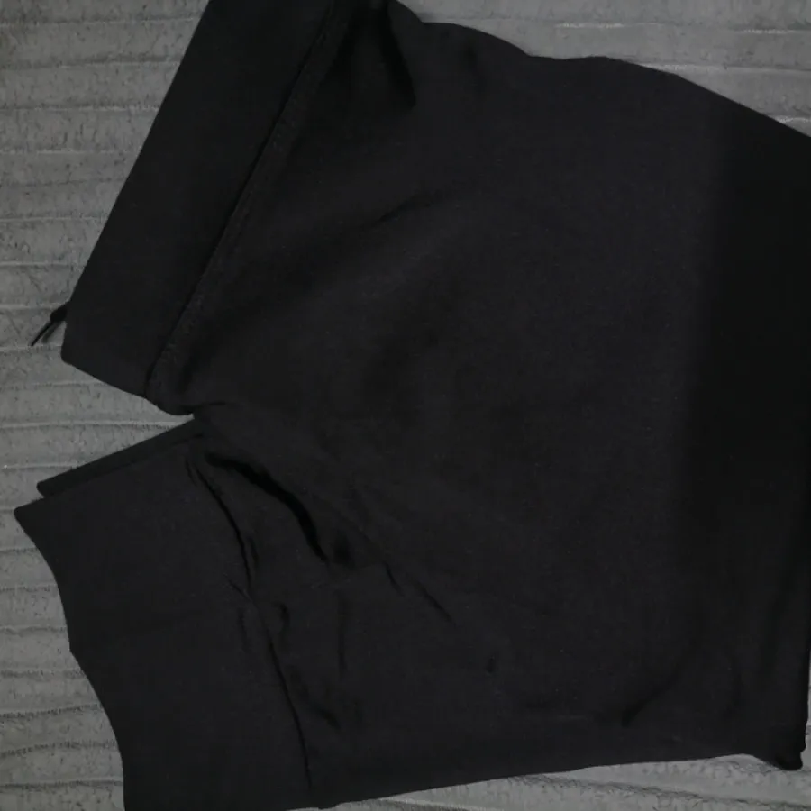 شلوارک ورزشی