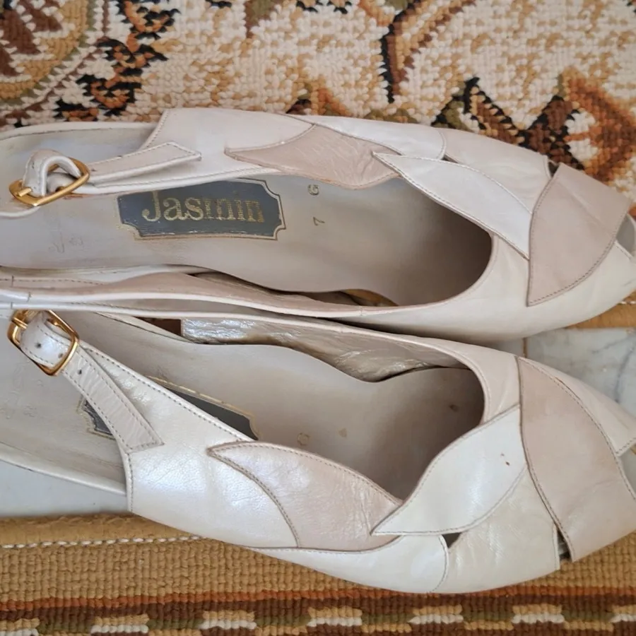 کفش مجلسی یا سندل خارجی