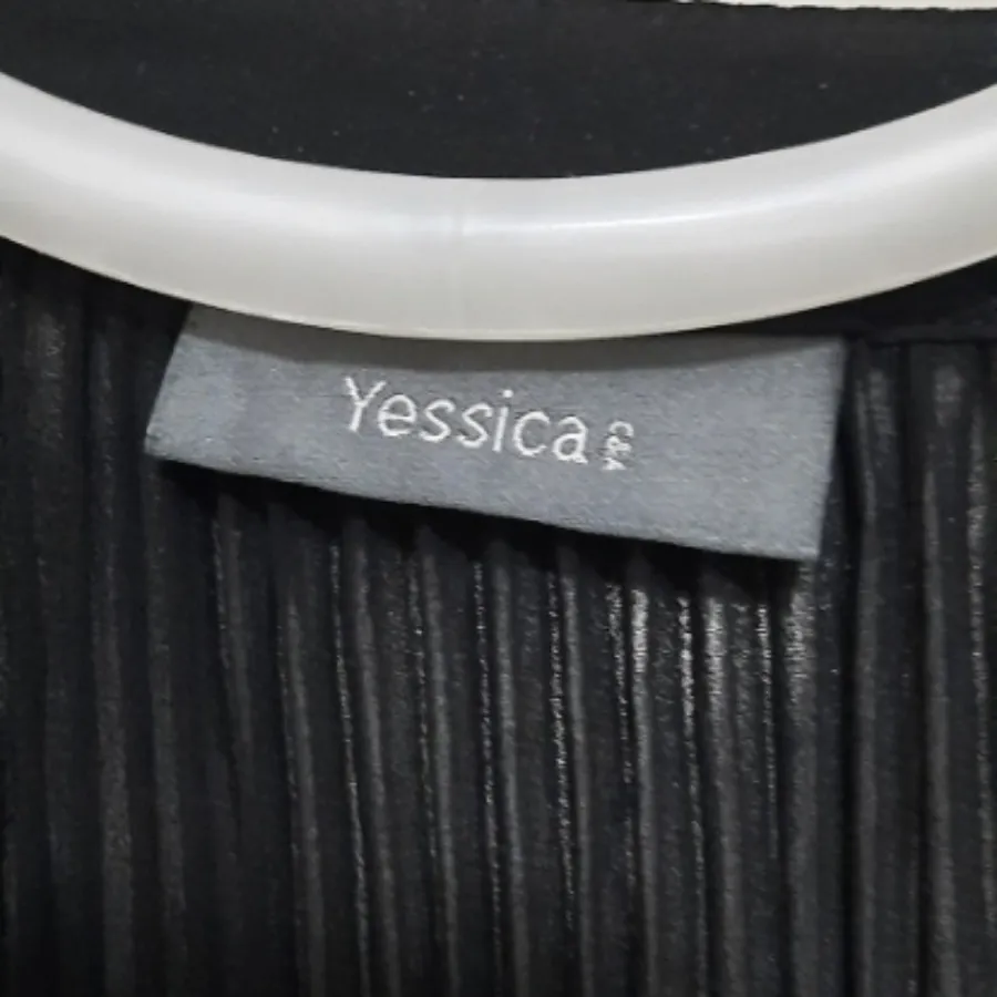 شومیز حریر پیلیسه Yessica