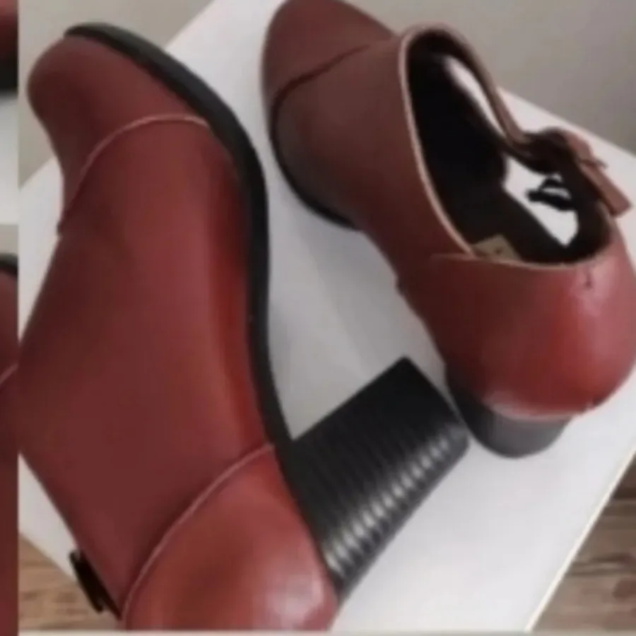 کفش بسیار شیک