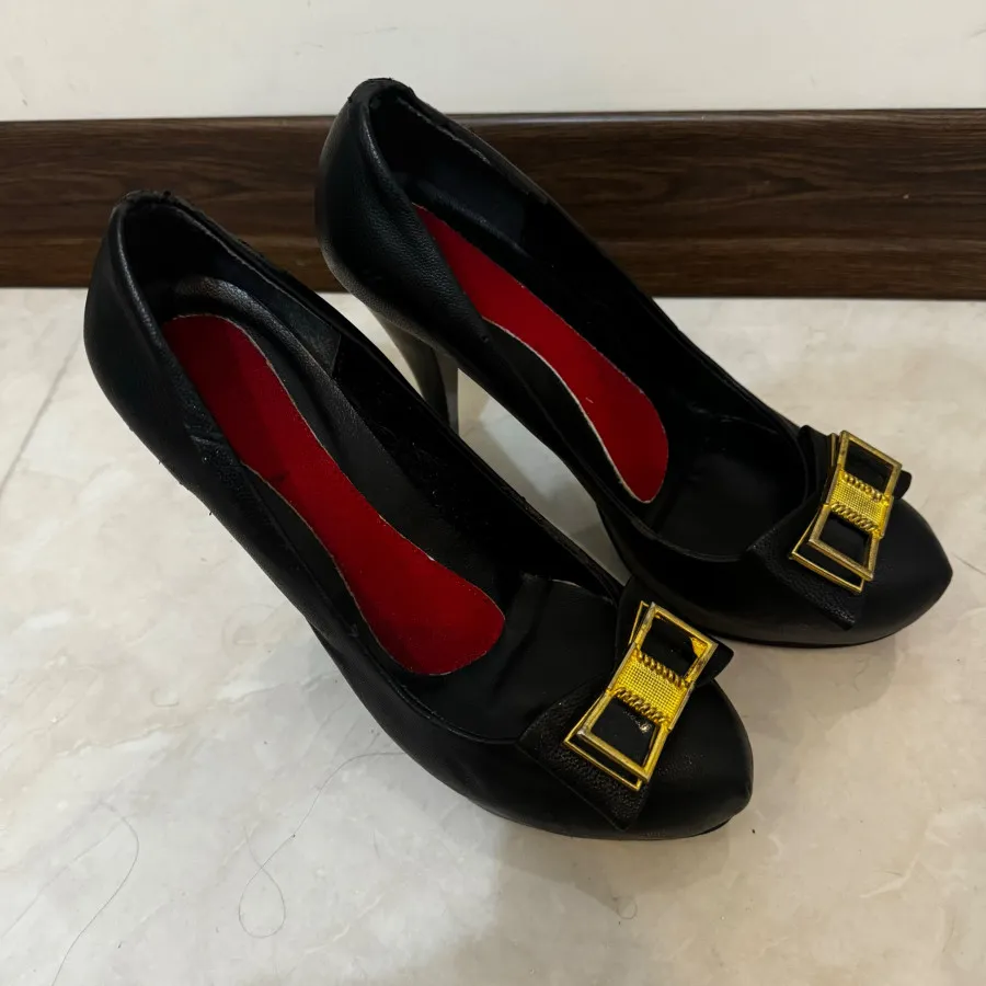 کفش پاشنه 15 سانت