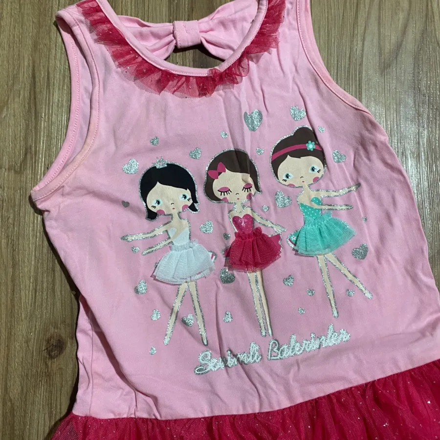 پیراهن دخترانه