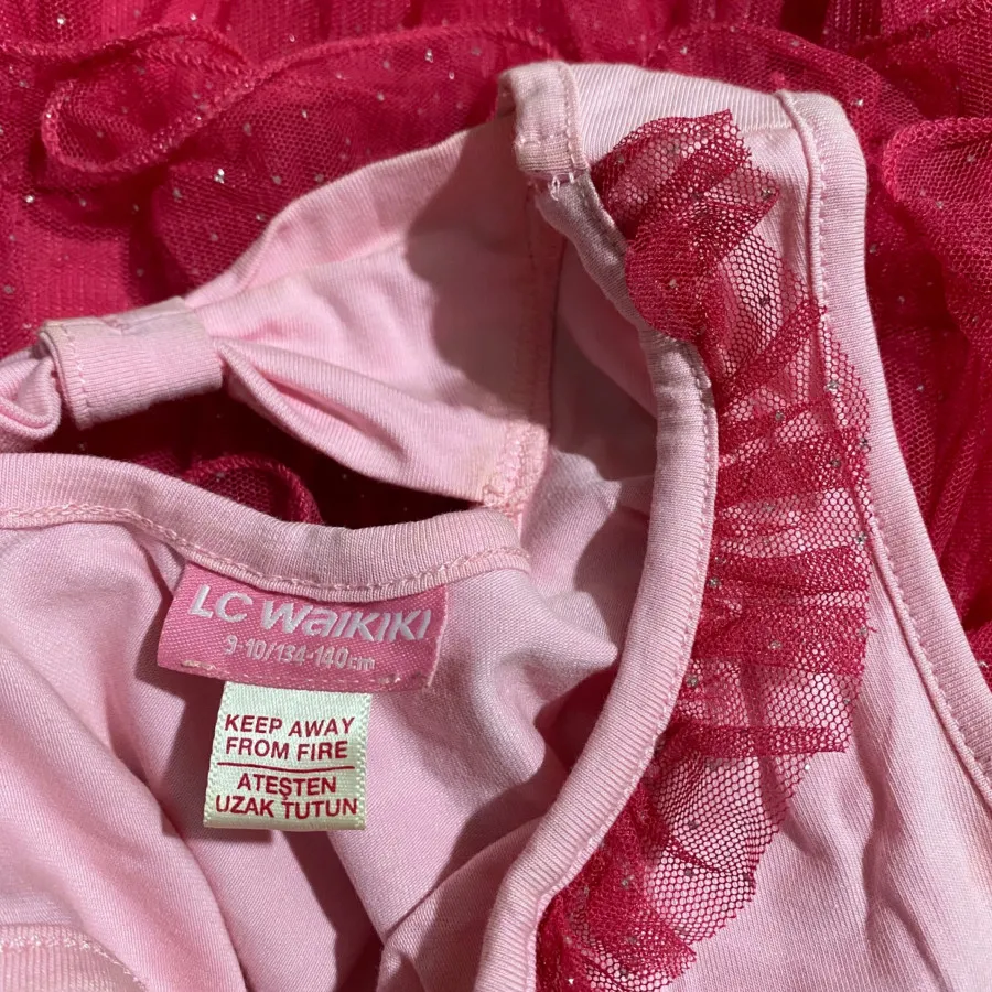 پیراهن دخترانه