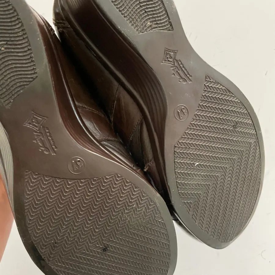 کفش طبی چرم قهوه ای