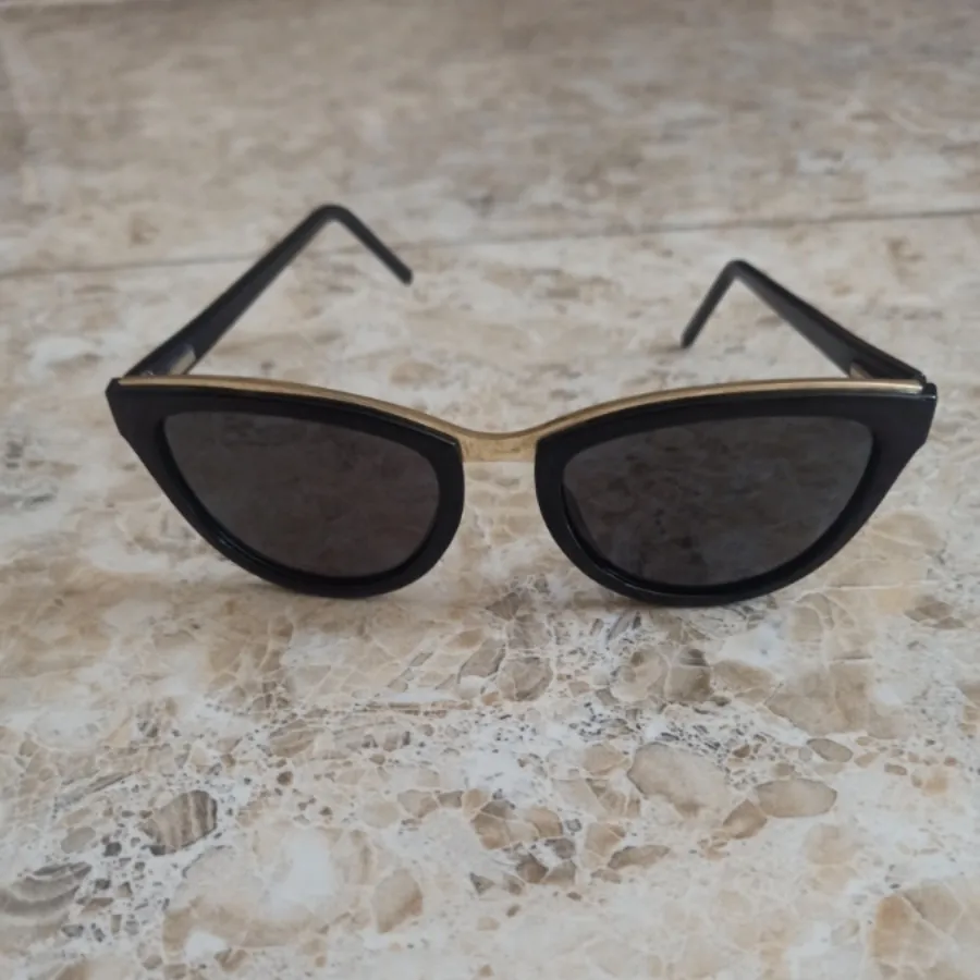 عینک آفتابی