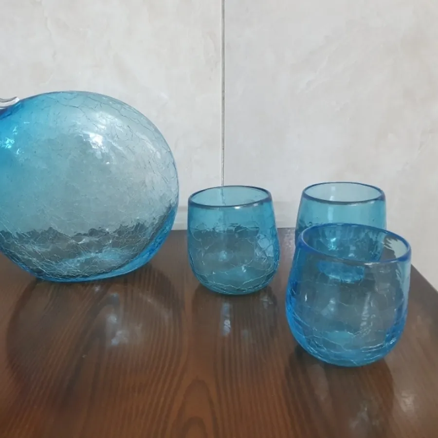 تنگ آبی شیشه ای