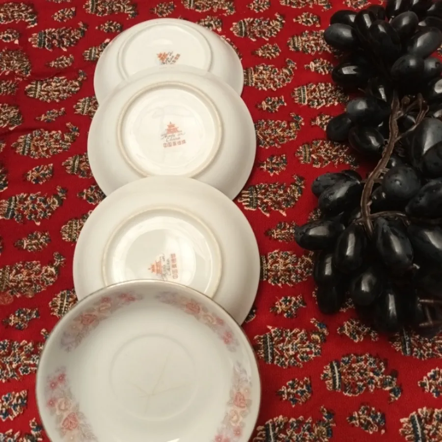 نعلبکی گلدار عتیقه