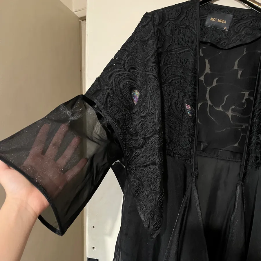 مانتو مزونی