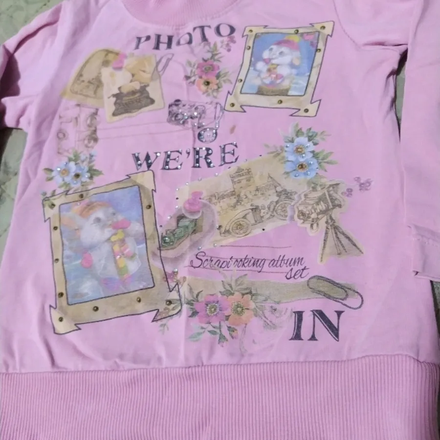 بلوز تک خوشکل صورتی?