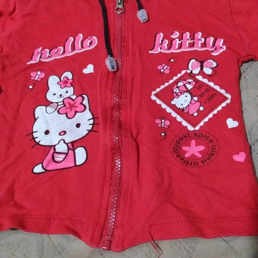 سوییشرت قرمز بچه گانه?