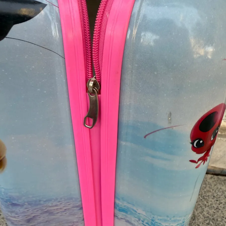 چمدان کودک‌