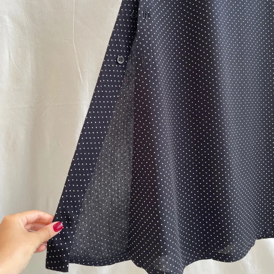 دامن چاک دار