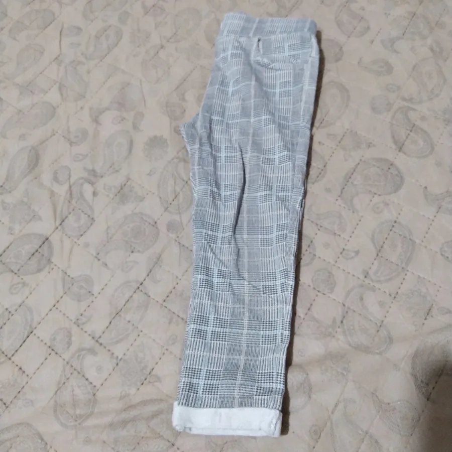 شلوار طوسی چهارخونه بچه