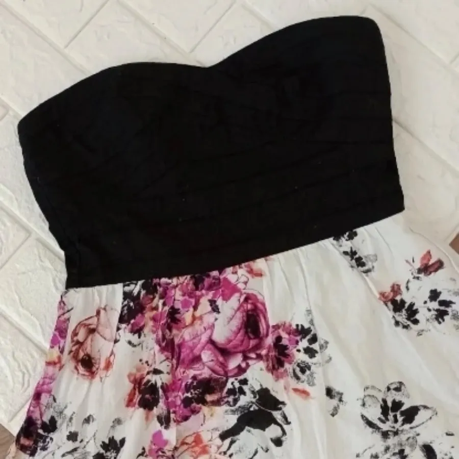 پیراهن دکلته کاپ دار