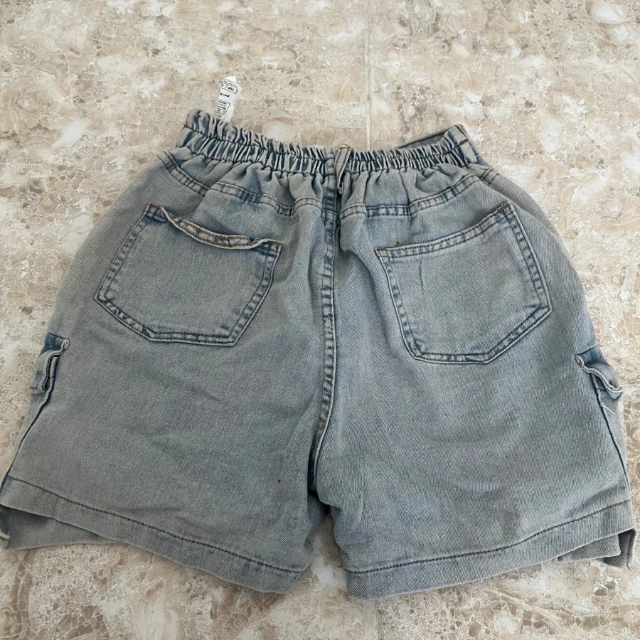 شورتک جین کمر کش