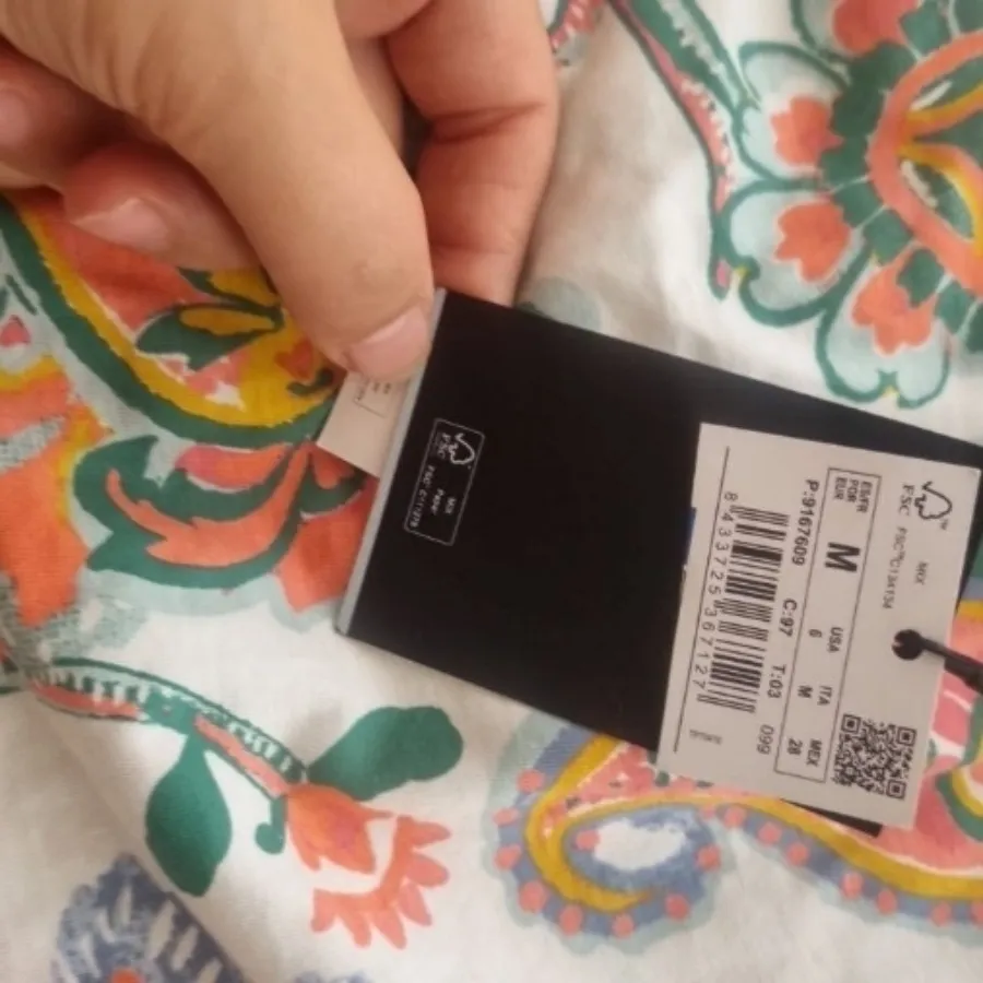 تیشرت برندکورتفیل اسپانیا